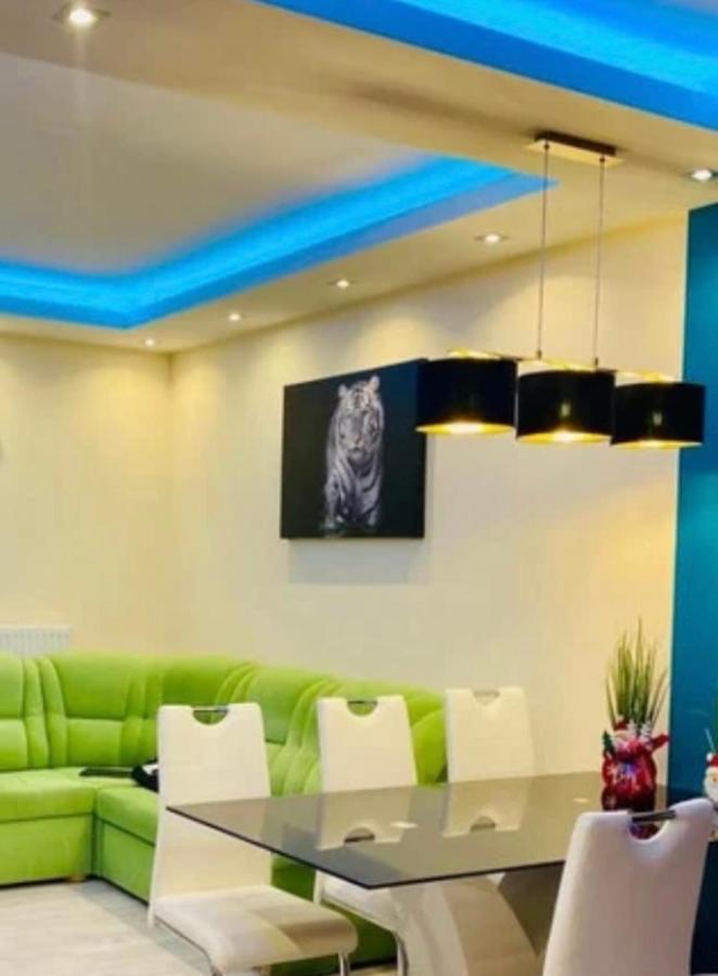 Holiday Park Lloret de Mar Bagian luar foto